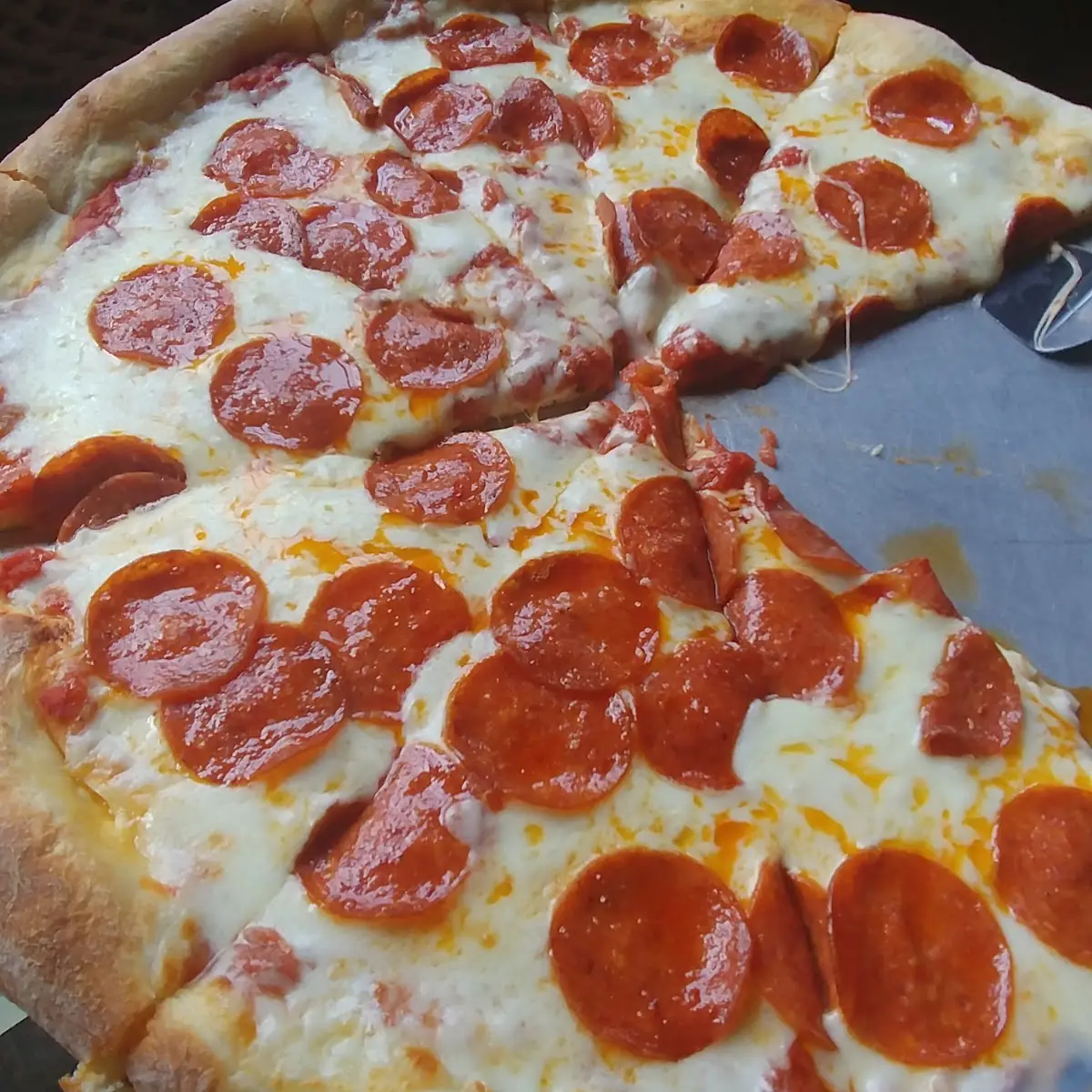 Pepperoni New York Style Pizza
