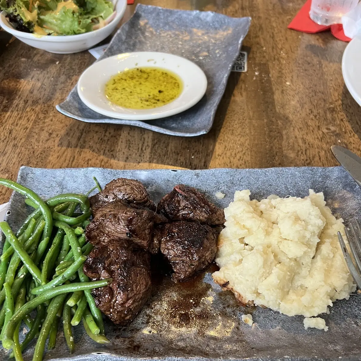 Steak Tips Garlic Mashed Potatoes