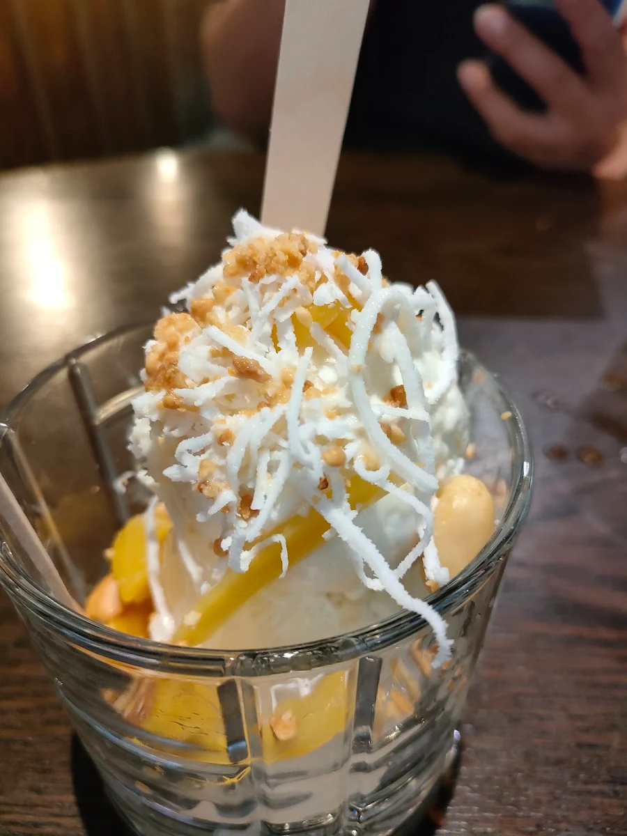 Coconut Ice Cream, Viet