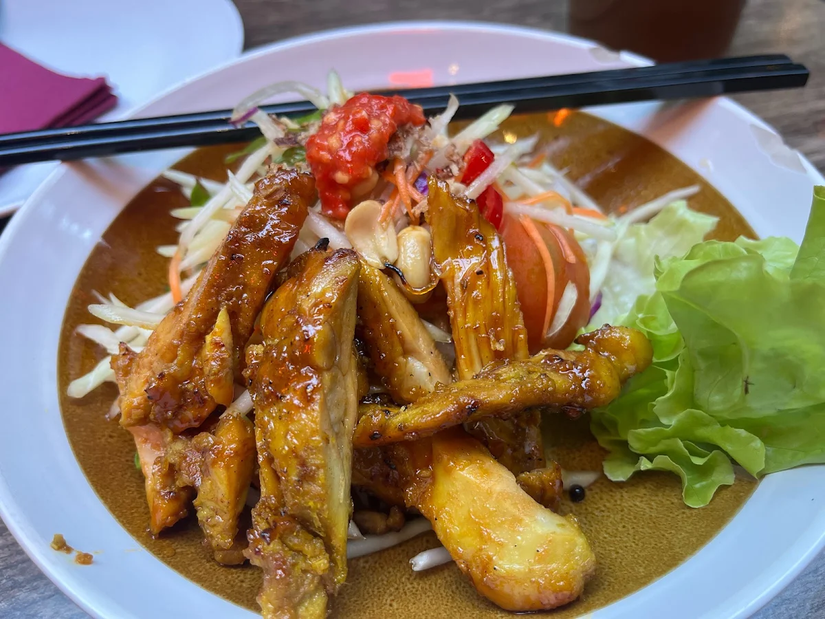 Papaya Salad with BBQ Chicken Roasted Peanuts, Viet