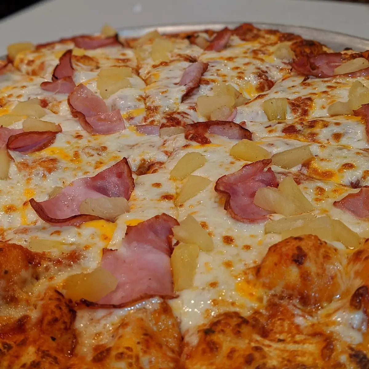 Hawaiian Pizza