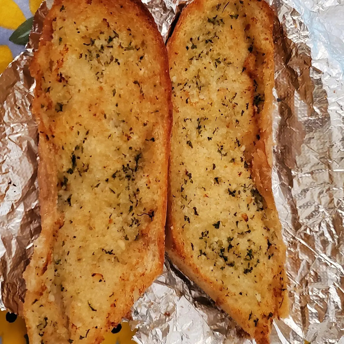 Homemade Garlic Bread with Marinara Sauce