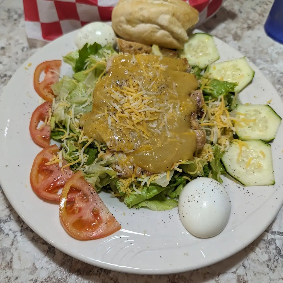 Salad with Chicken and Honey Mustard