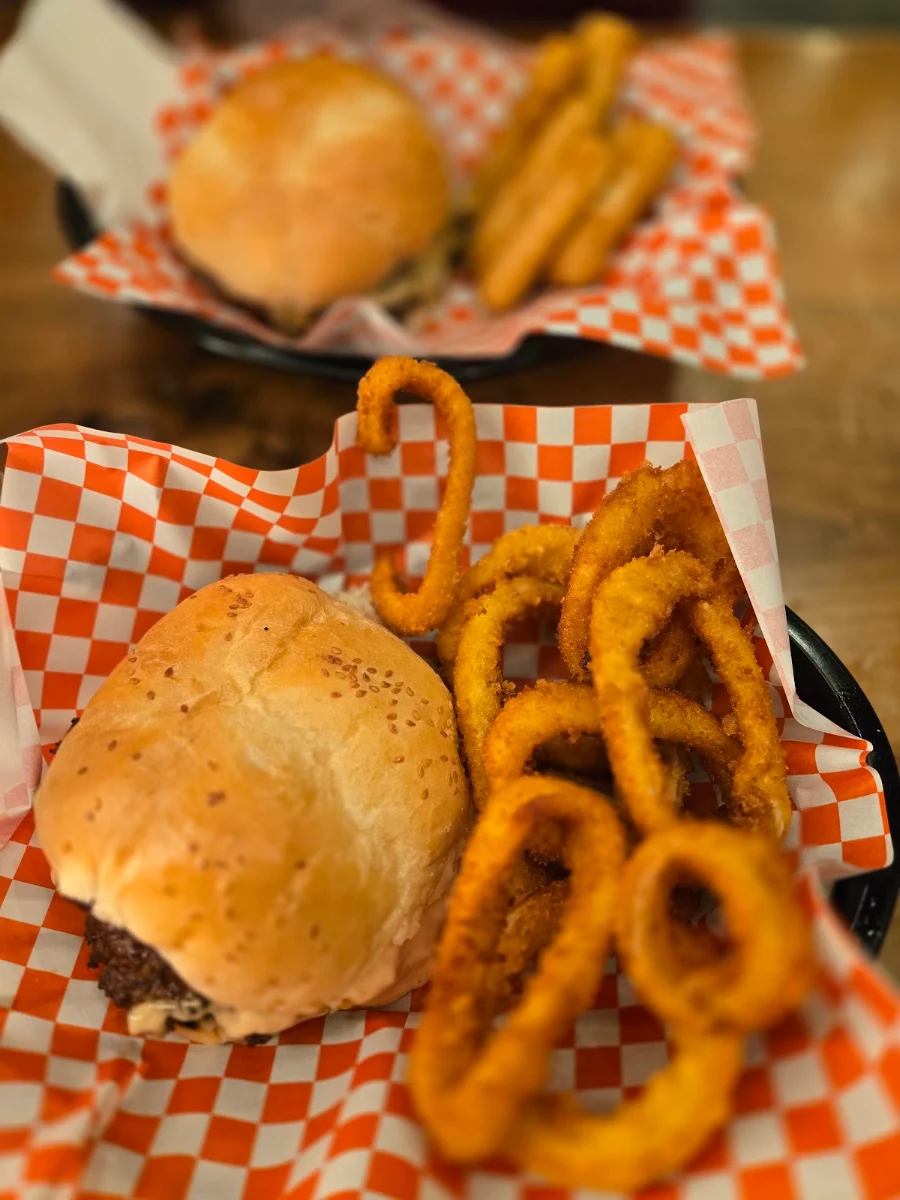 Highlights, Firefly Burger Toronto