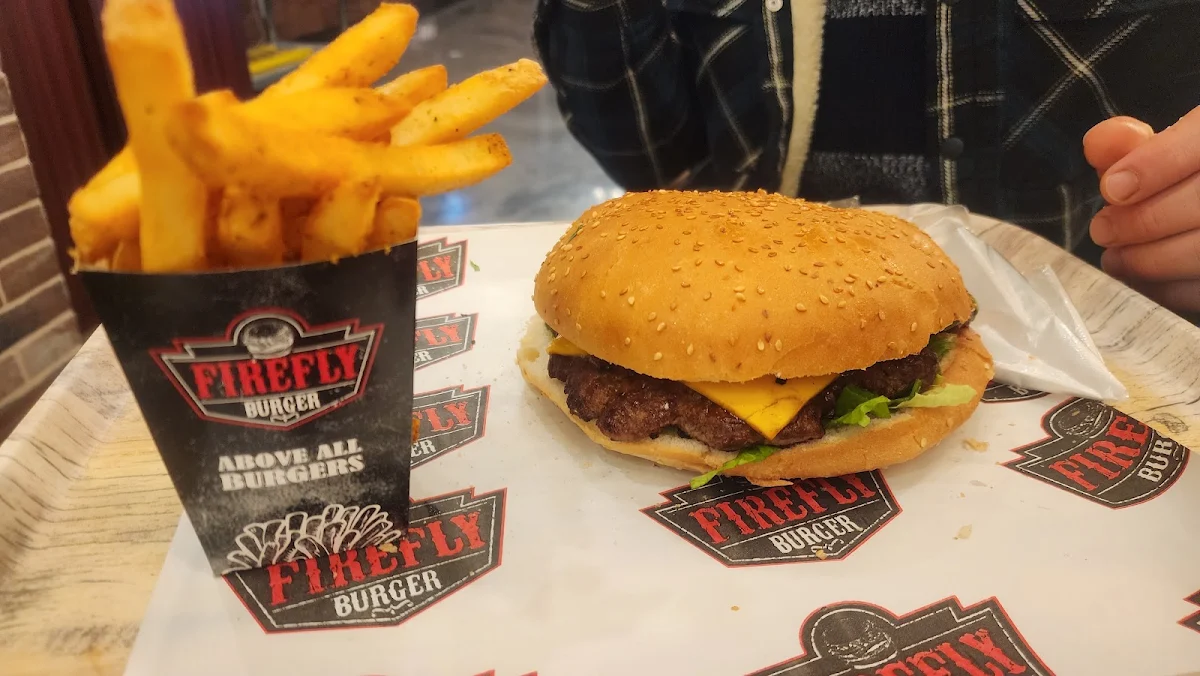 Kamikaze Burger, Firefly Burger Toronto