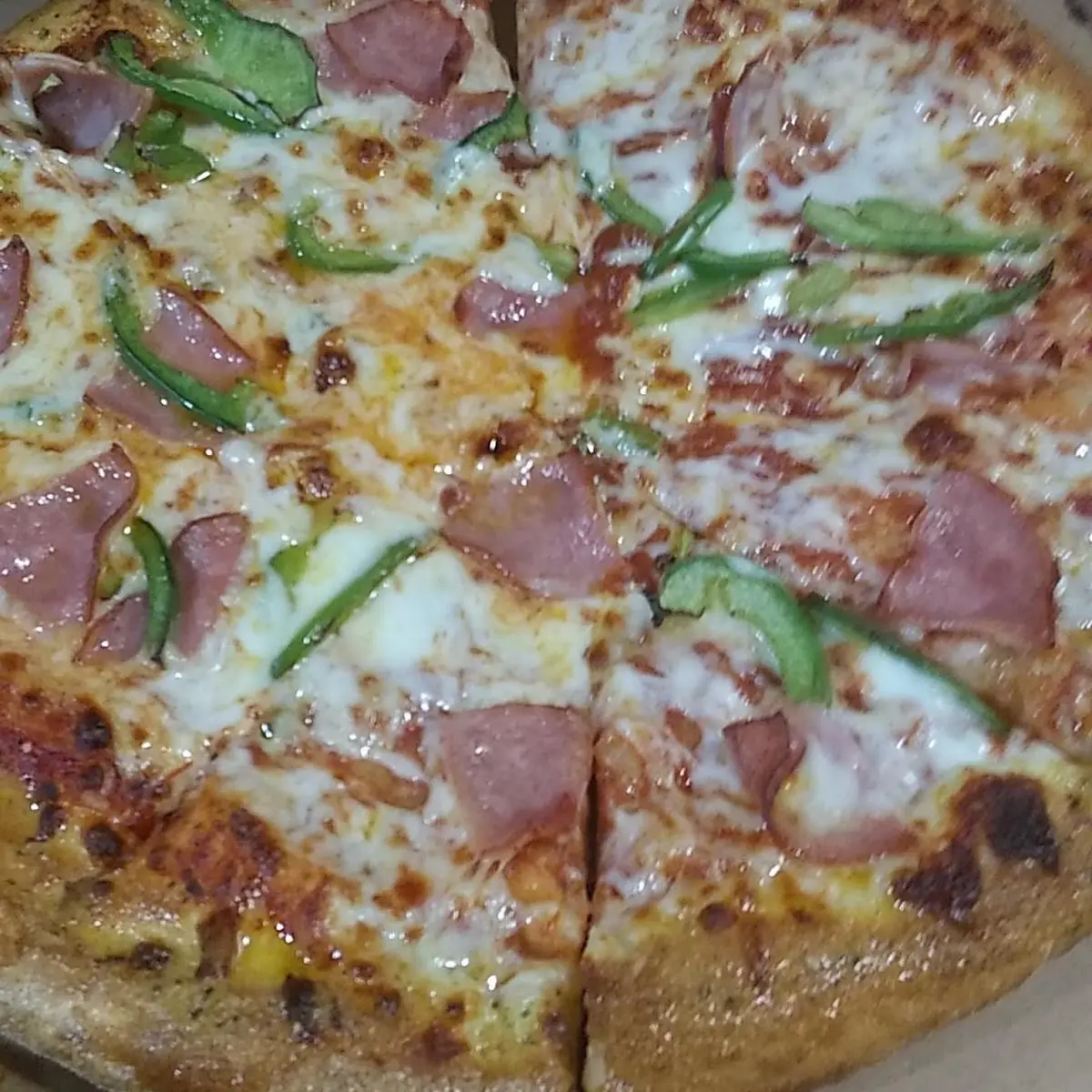 Hawaiian Pizza