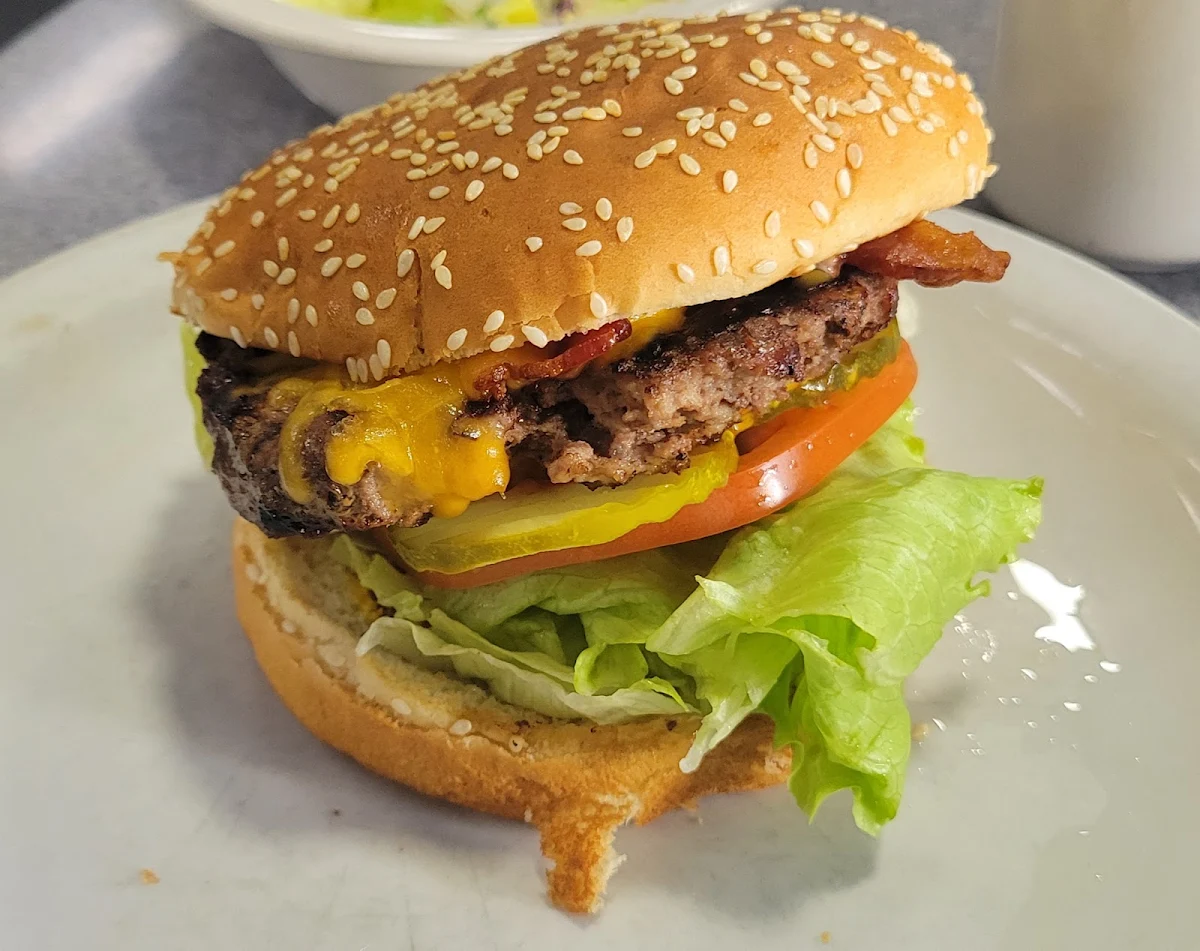 Western Bacon Cheddar Burger