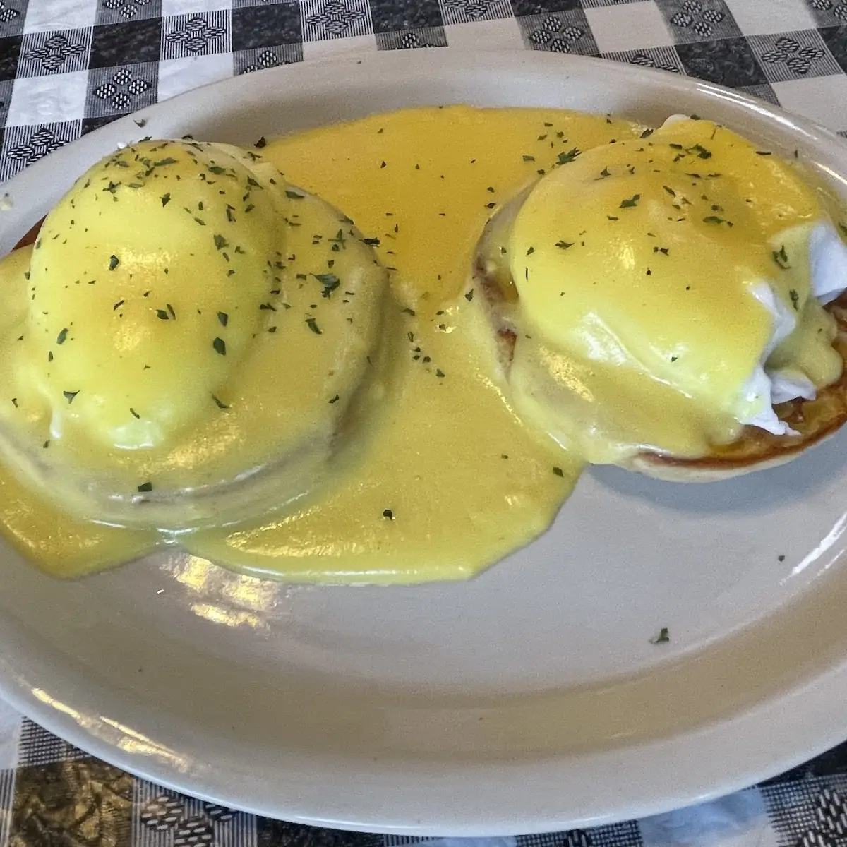 Eggs Benedict Vegetarian