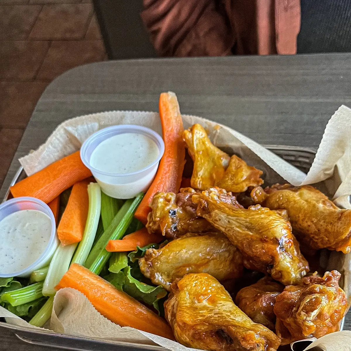 Chicken Wings lpfs Buffalo or Chili Hoisin