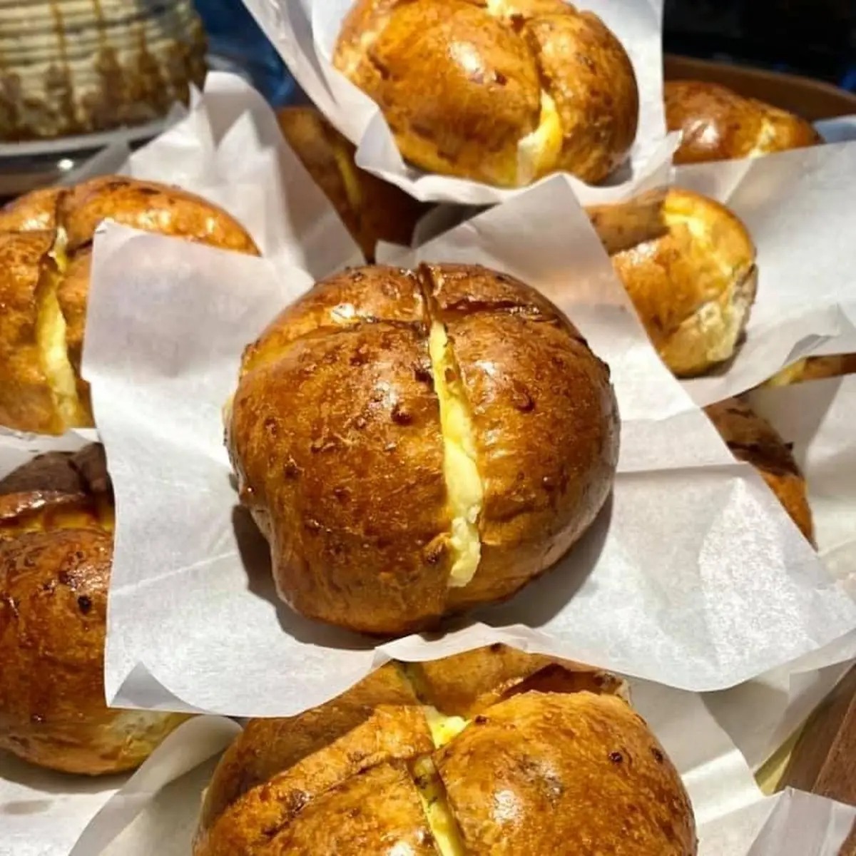 Korean-Style Cream Cheese Garlic Bun
