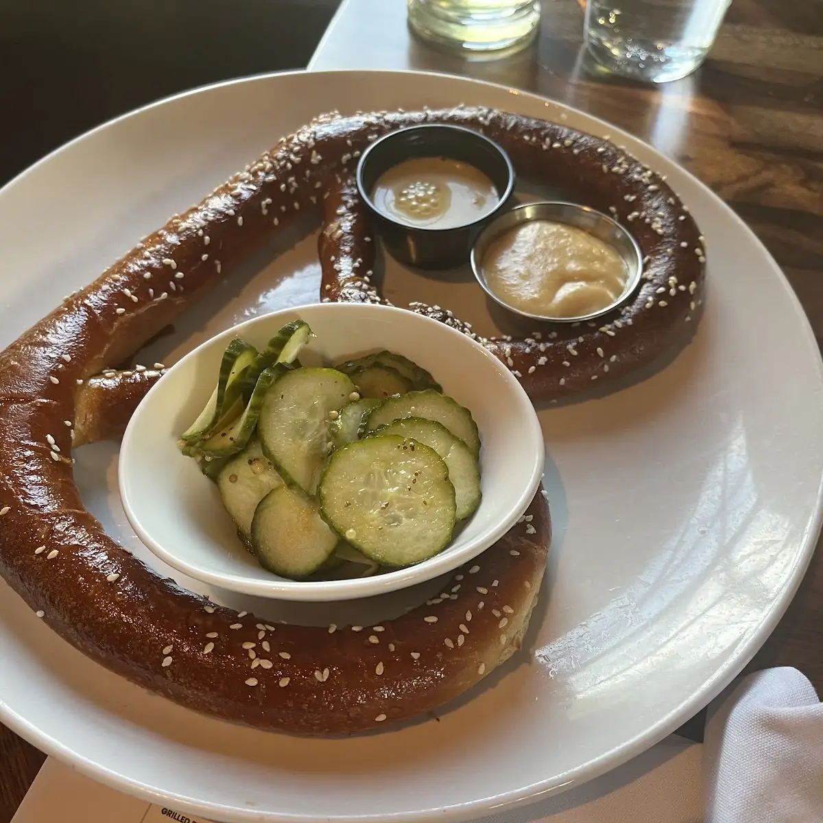 Bier Braised Bratwurst