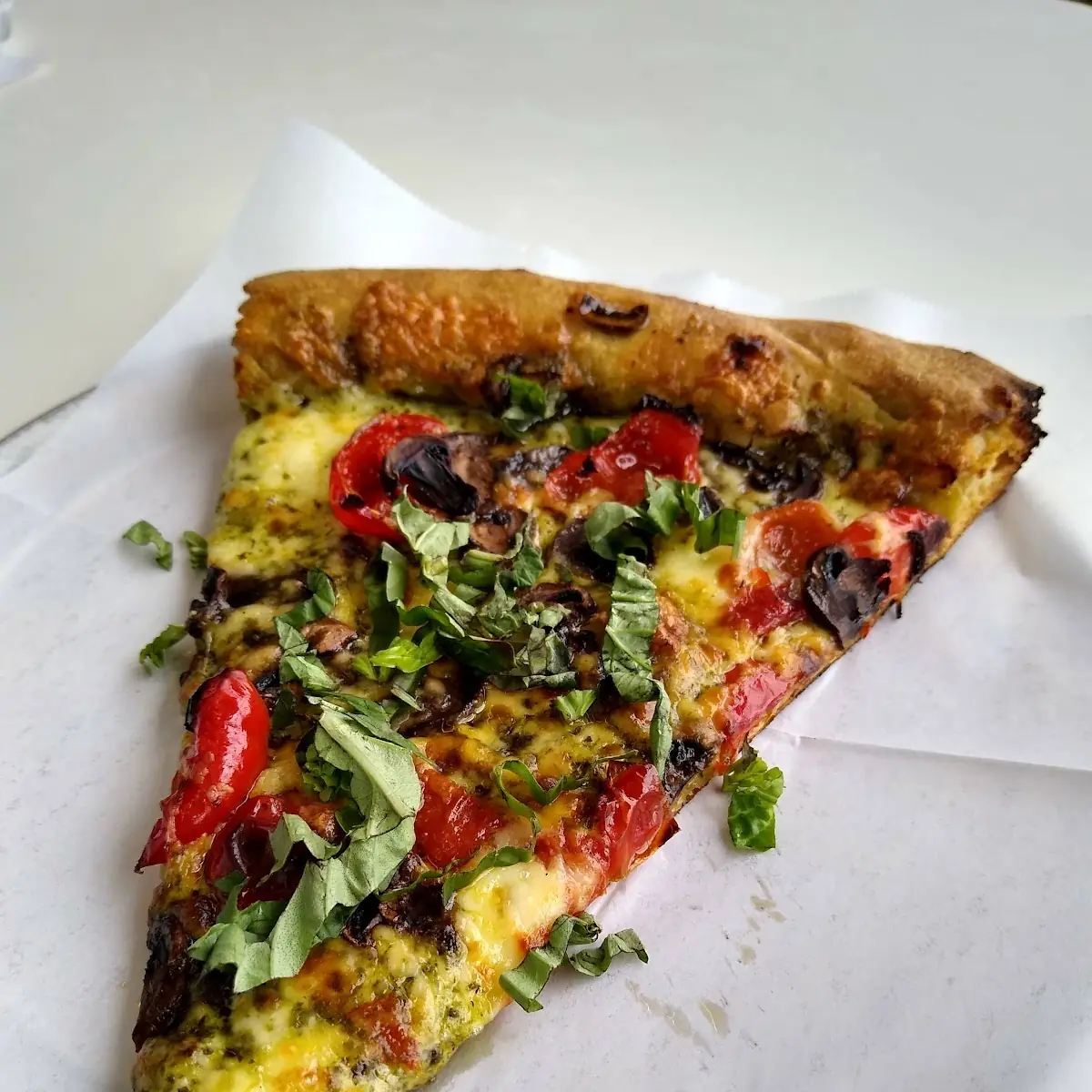 Veggie Pizza with Pesto