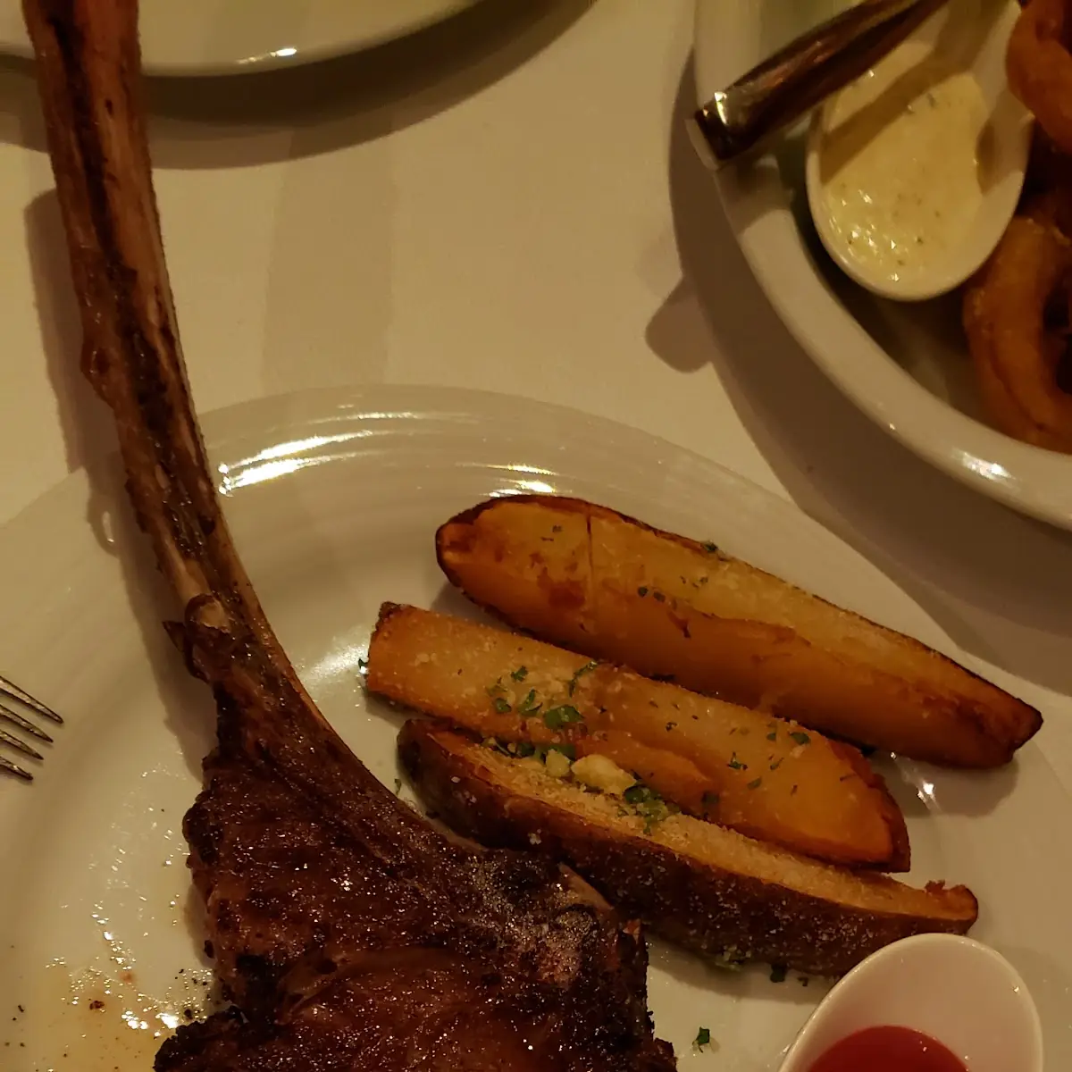 Dry-Aged Tomahawk Rib Chop