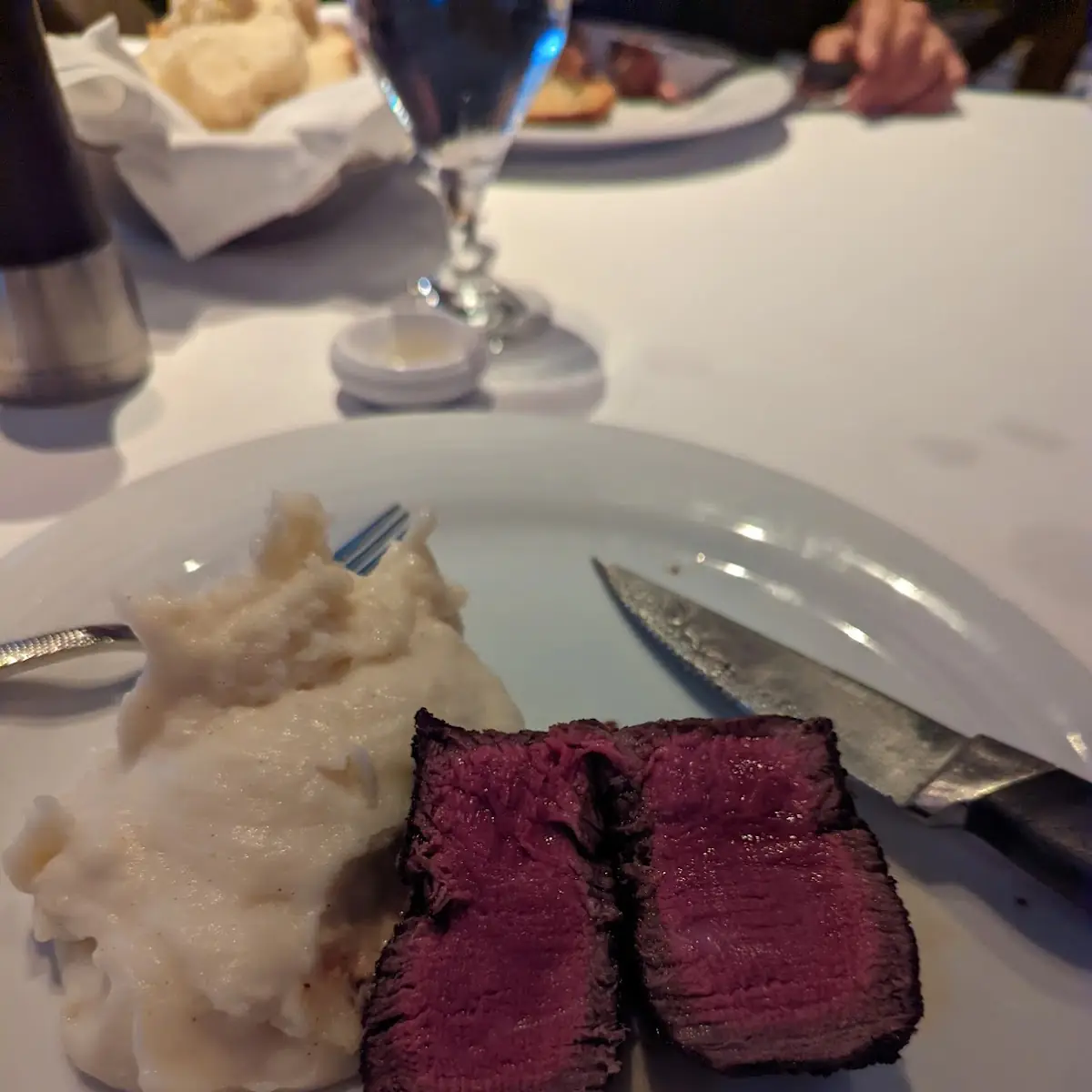 Petite Filet Mignon with Mashed Potatoes