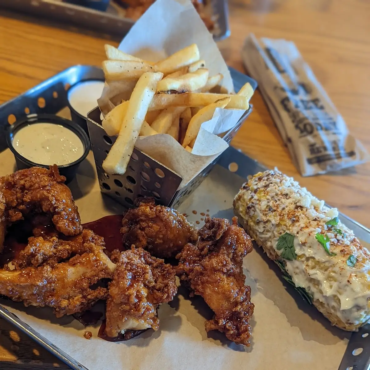 Honey-Chipotle Chicken Crispers Combo