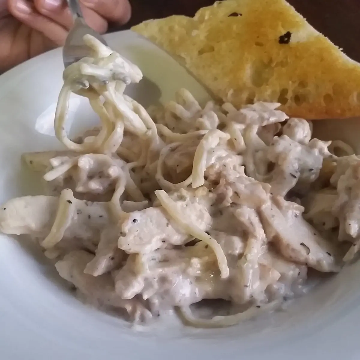 Kids Chicken Alfredo