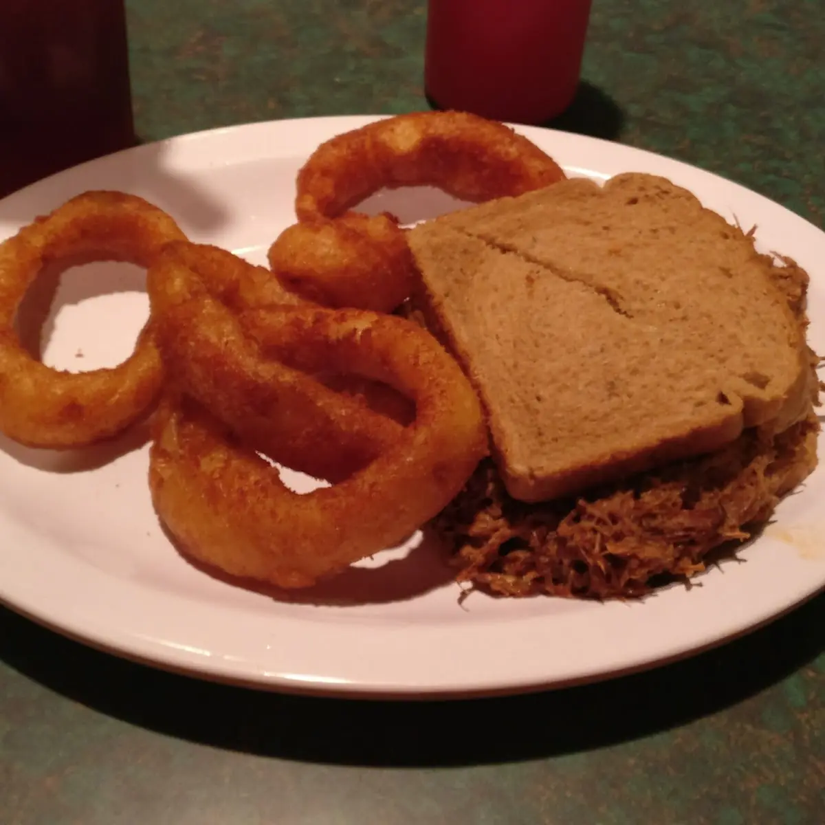 Chipped Mutton Sandwich with Onion Rings
