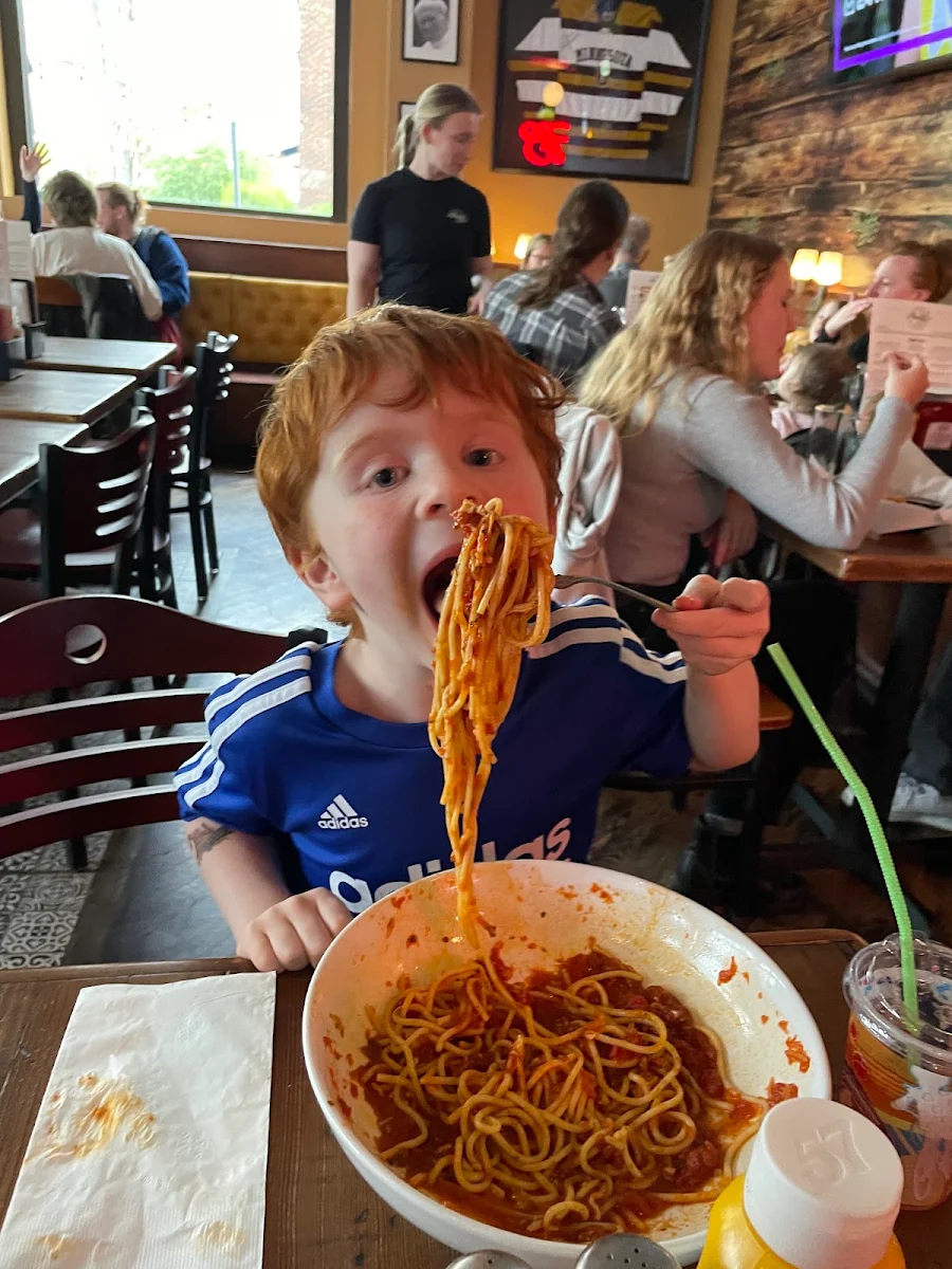 Kids Spaghetti with Red Sauce