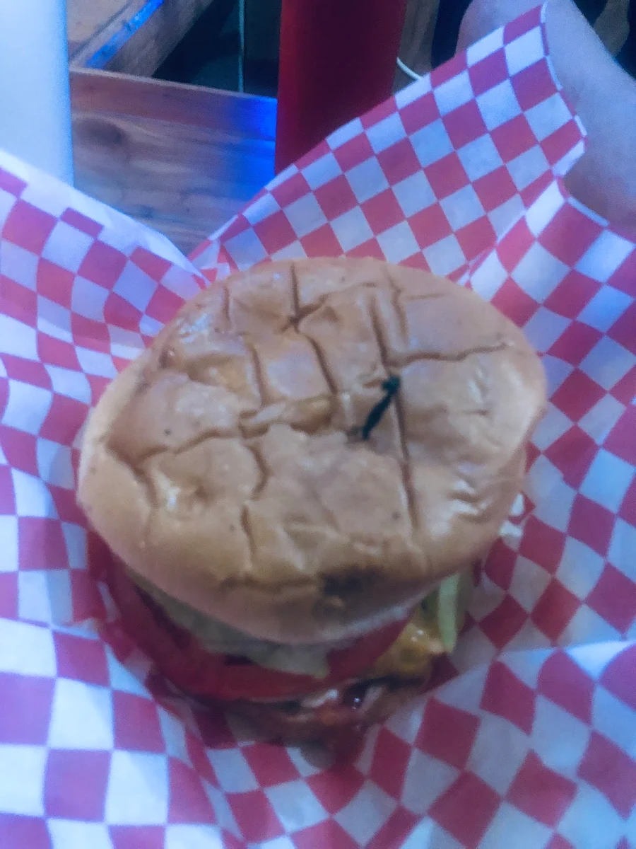 Cheeseburger Deluxe