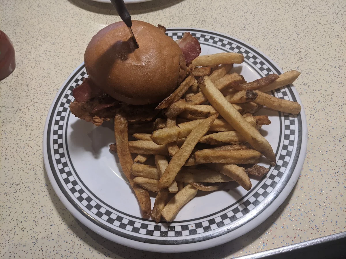 Blue Cheese Burger, Melanie Pringles Restaurant