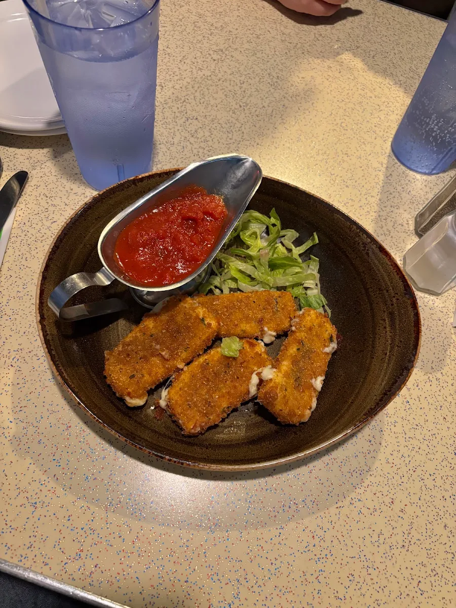 Mozzarella Sticks, Melanie Pringles Restaurant