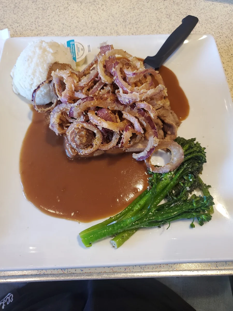 Roast Beef Dinner, Melanie Pringles Restaurant