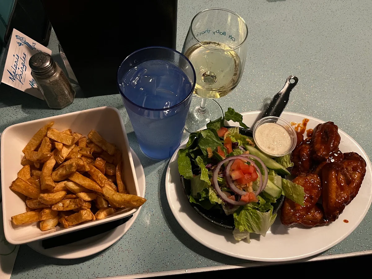 Wings & Caesar Salad, Melanie Pringles Restaurant