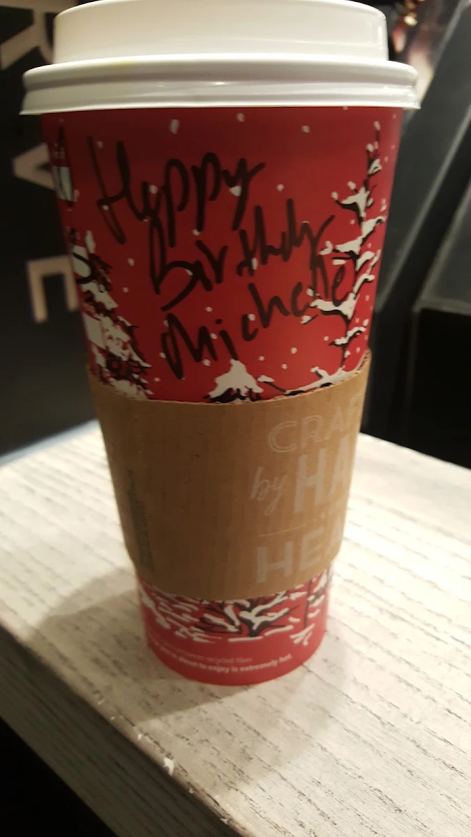 Iced Caramel Macchiato
