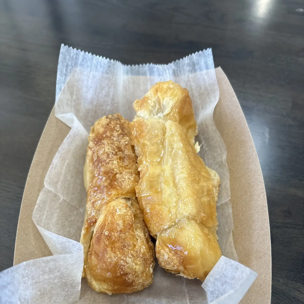 Quesito Caliente Cream Cheese Puff
