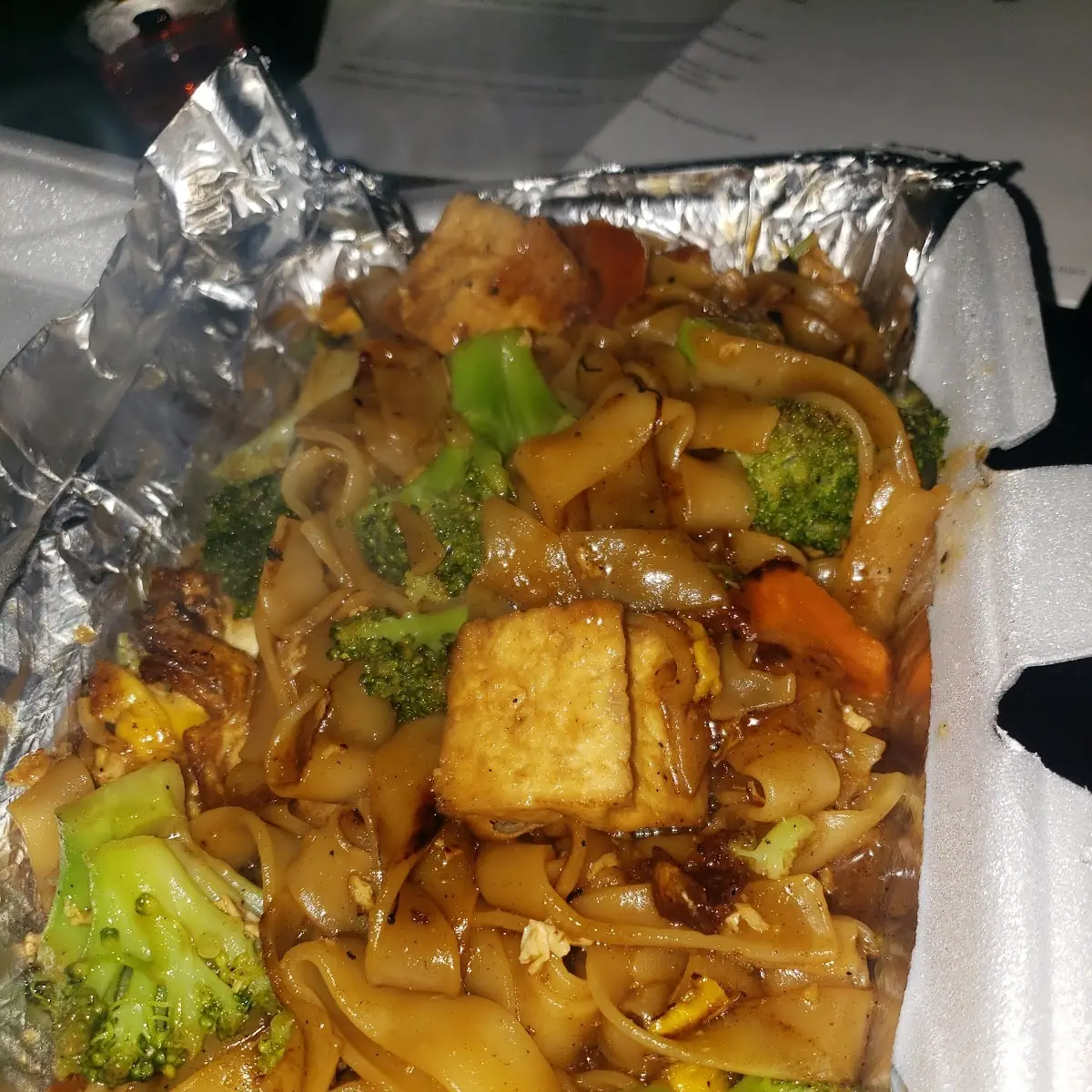 Pad See EW with Tofu