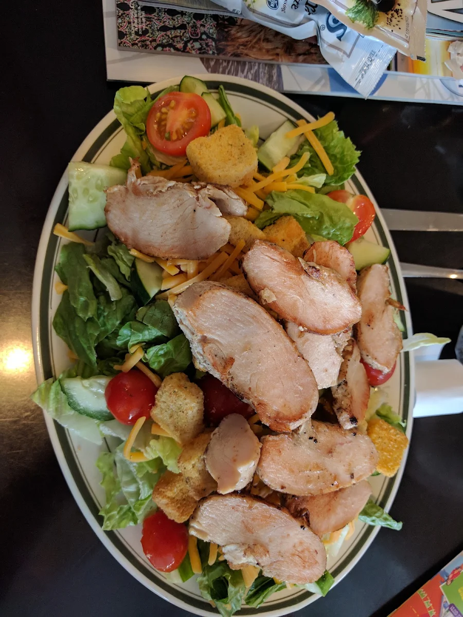 Crispy Chicken Garden Salad