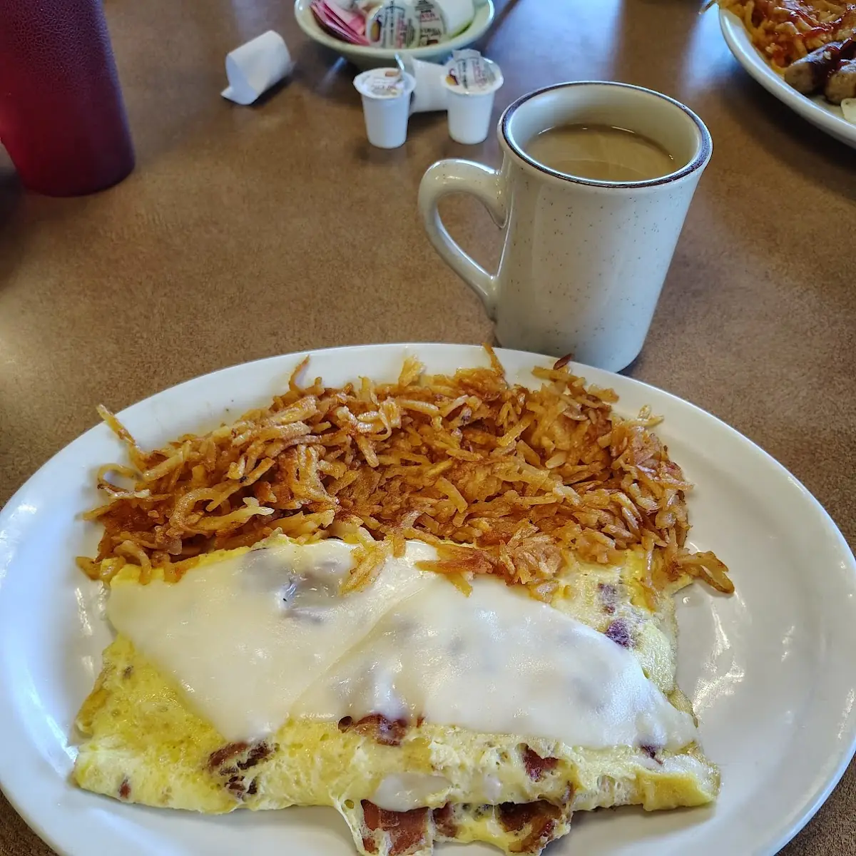 Bacon Mozzarella Cheese Omelette with Hash Browns