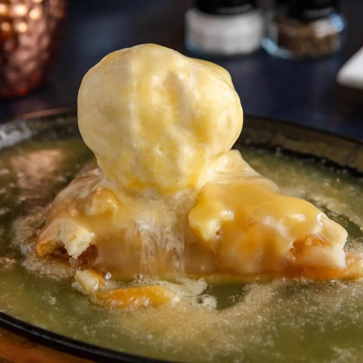 Hot Sizzling Apple Pie
