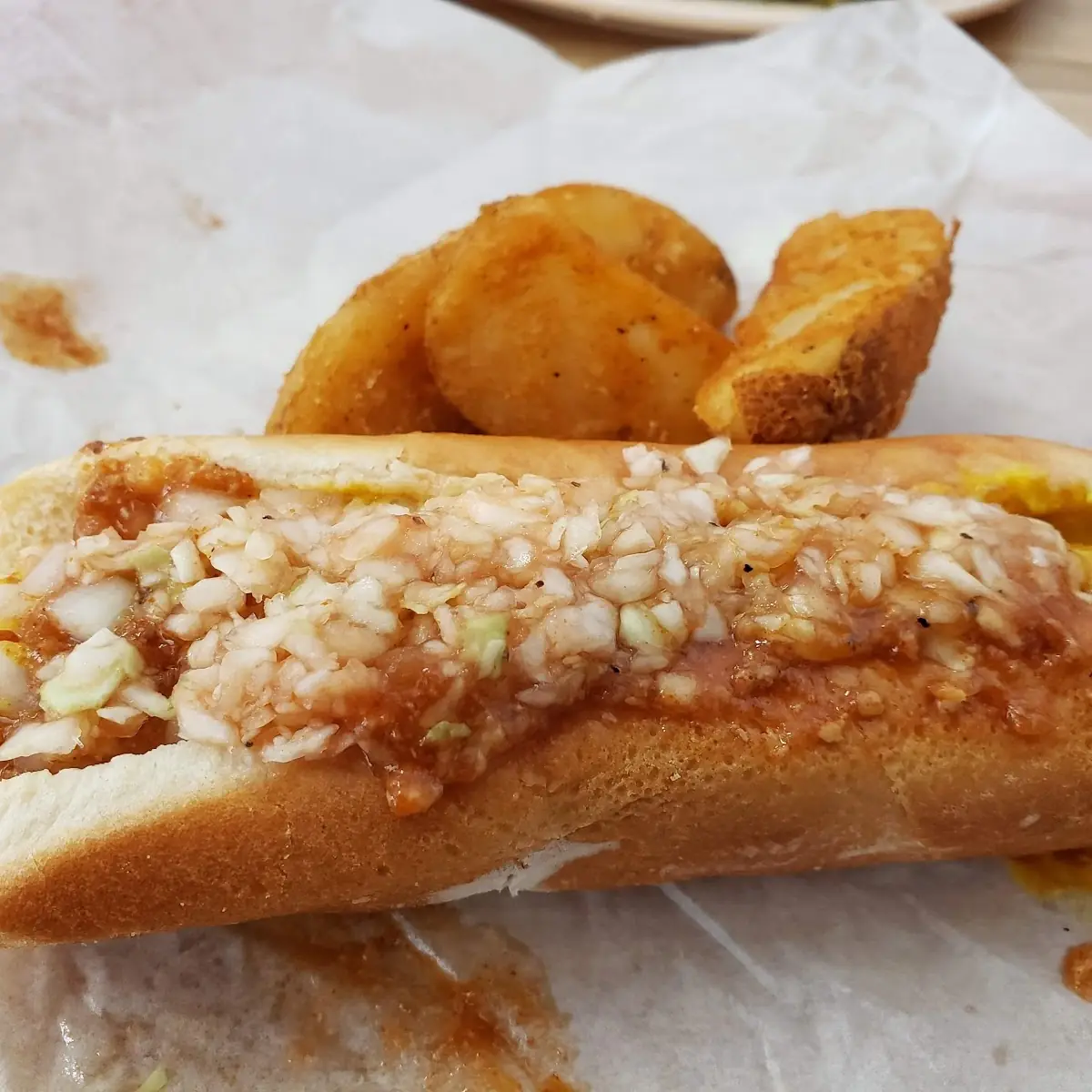 Hot Dog with Potato Wedges