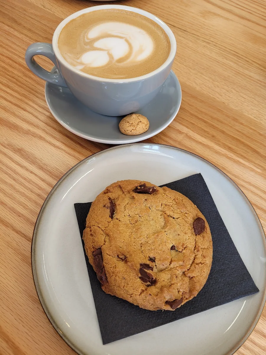 Chocolate Chip Cookie