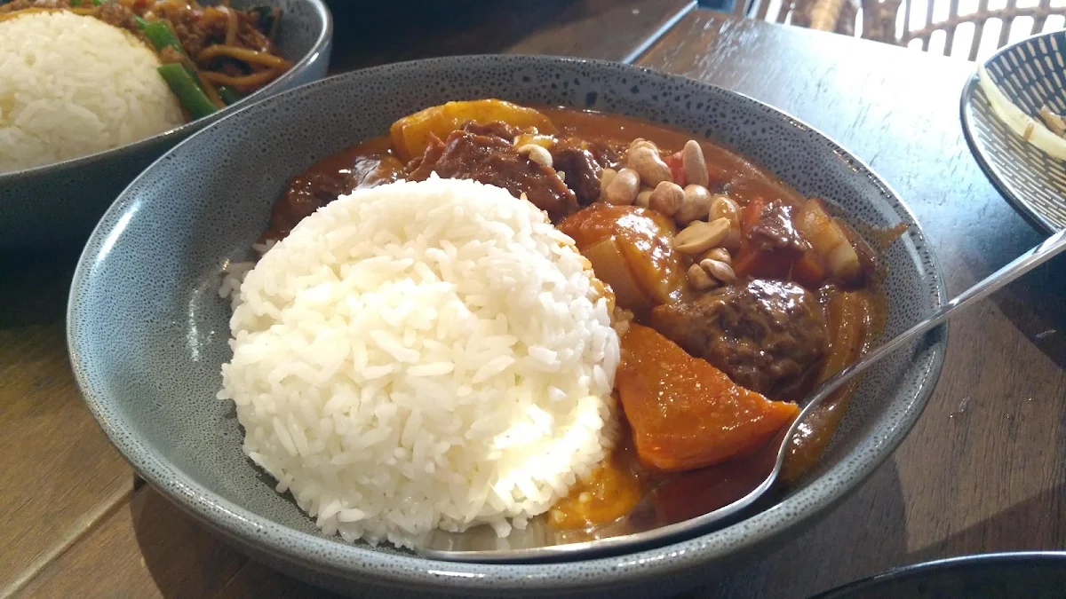 Massaman Beef Curry, Infusion Cafe & Thai IS NOW KNOWN AS Alangkarn Thai Restaurant