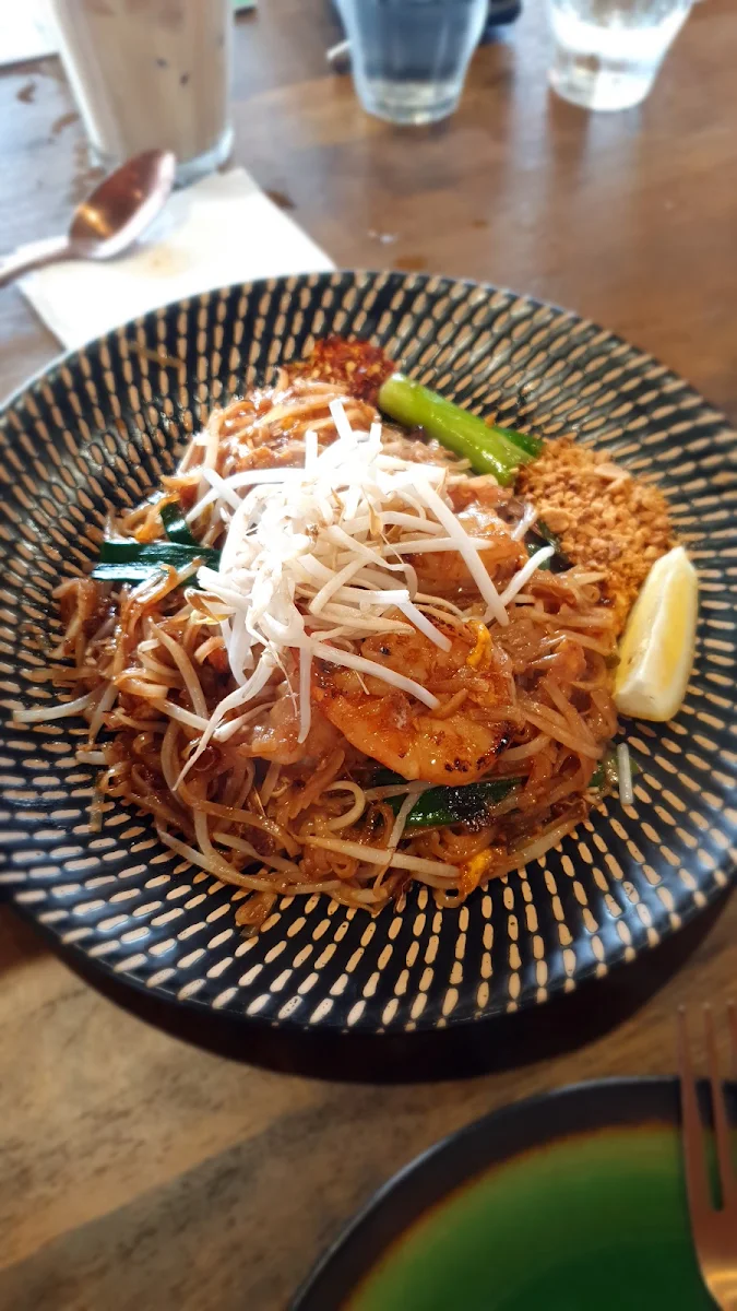 Pad Thai Prawn, Infusion Cafe & Thai IS NOW KNOWN AS Alangkarn Thai Restaurant