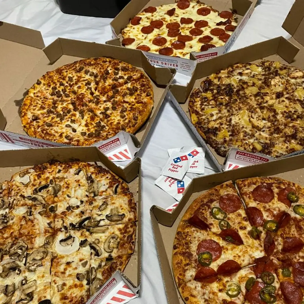 Premium Chicken Pineapple Thin Crust with Honey BBQ Sauce