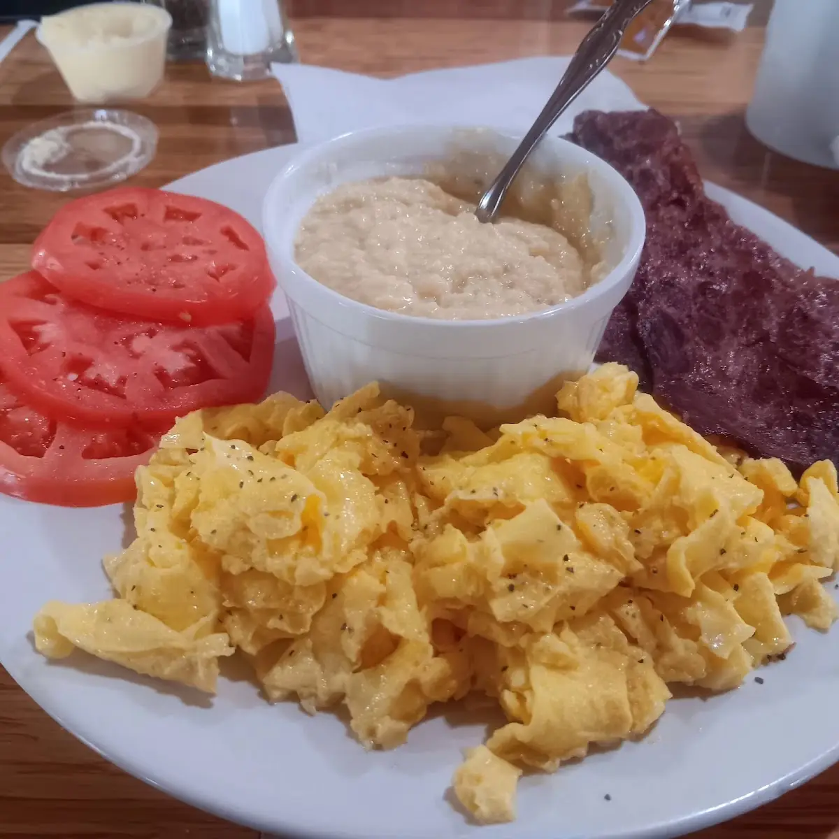 Scrambled Eggs Turkey Bacon Cheese Grits