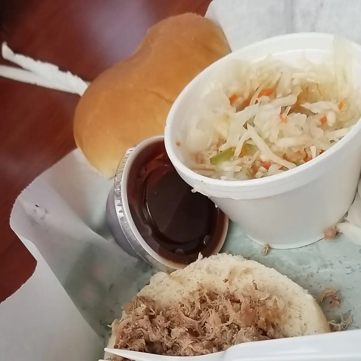 Pulled Pork Sandwich Bakset