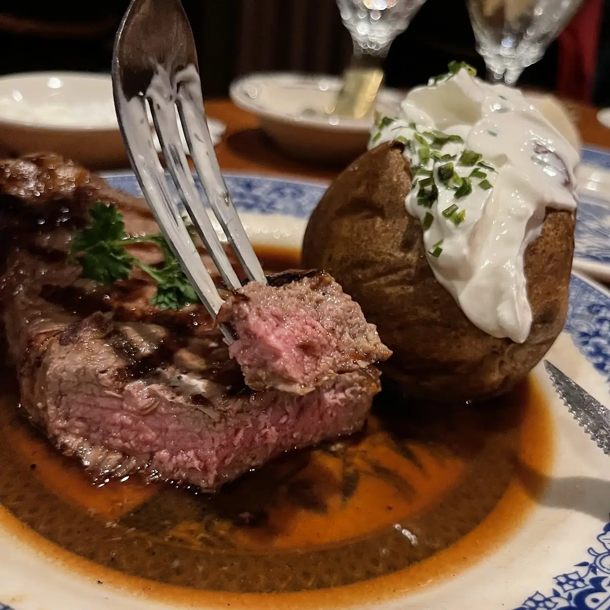 Filet Mignon w Crab Cake