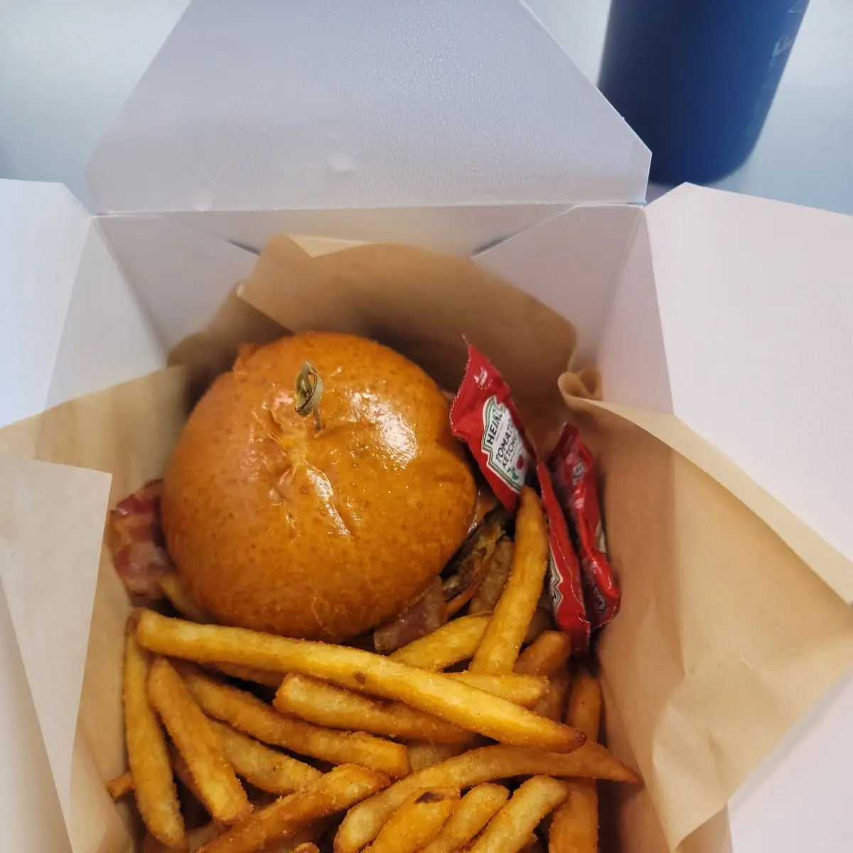 Cash's Burger
