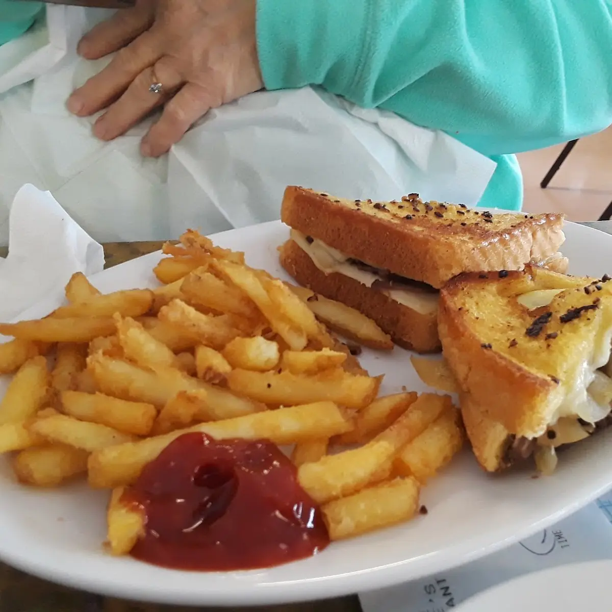 Cheese Burger and Fries