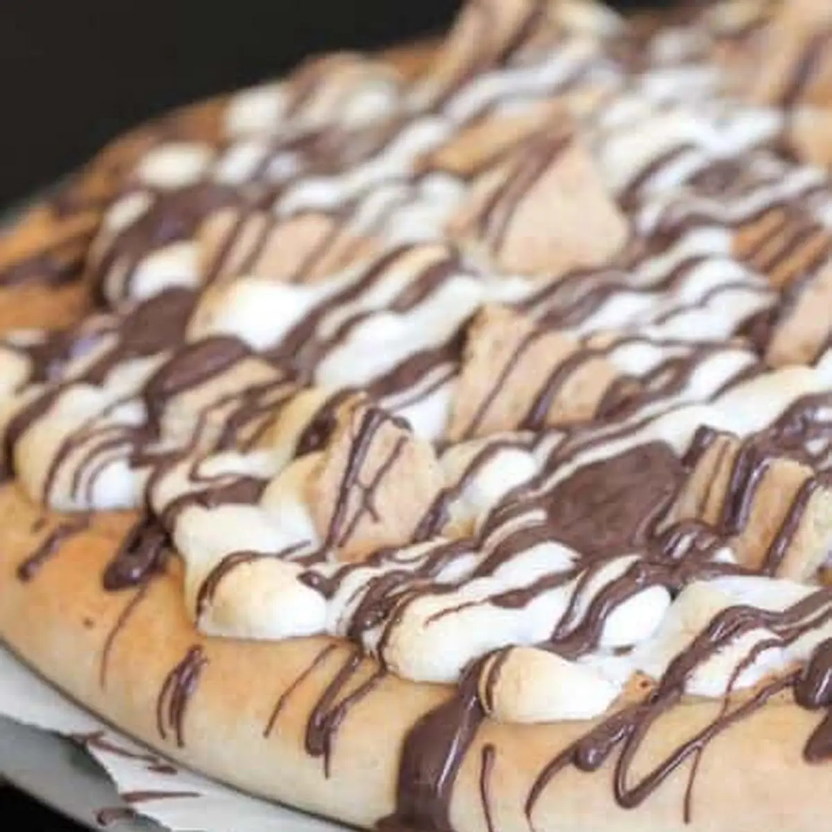 Peanut Butter S'Mores Pizza
