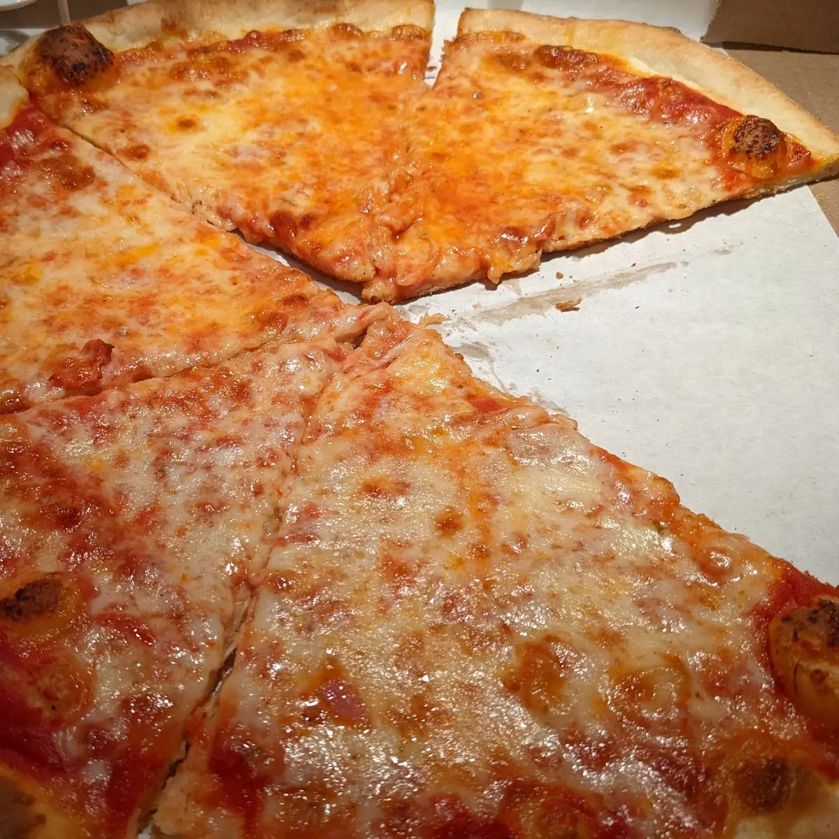 Brooklyn Thin Crust Pizza