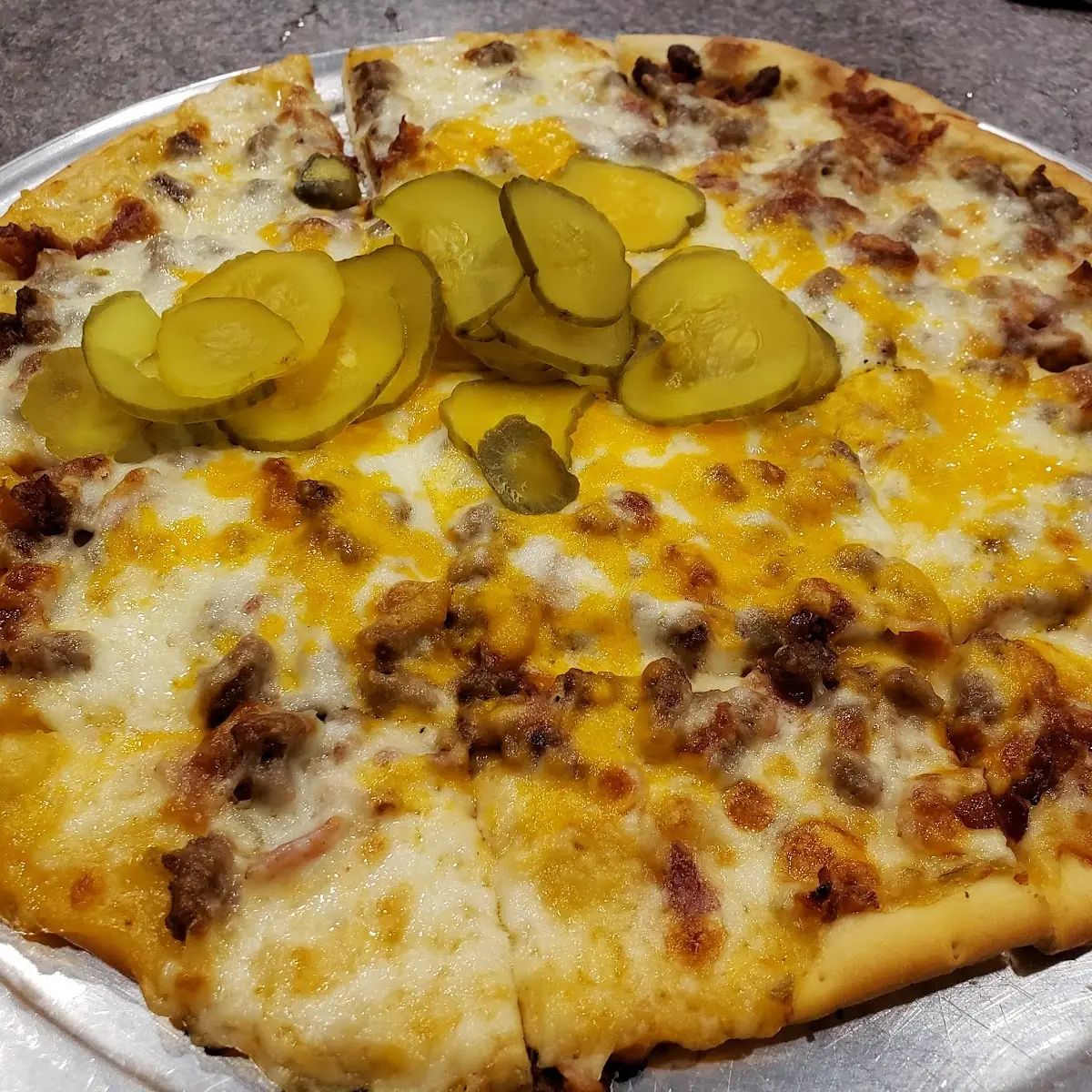 Bacon Cheeseburger Pizza