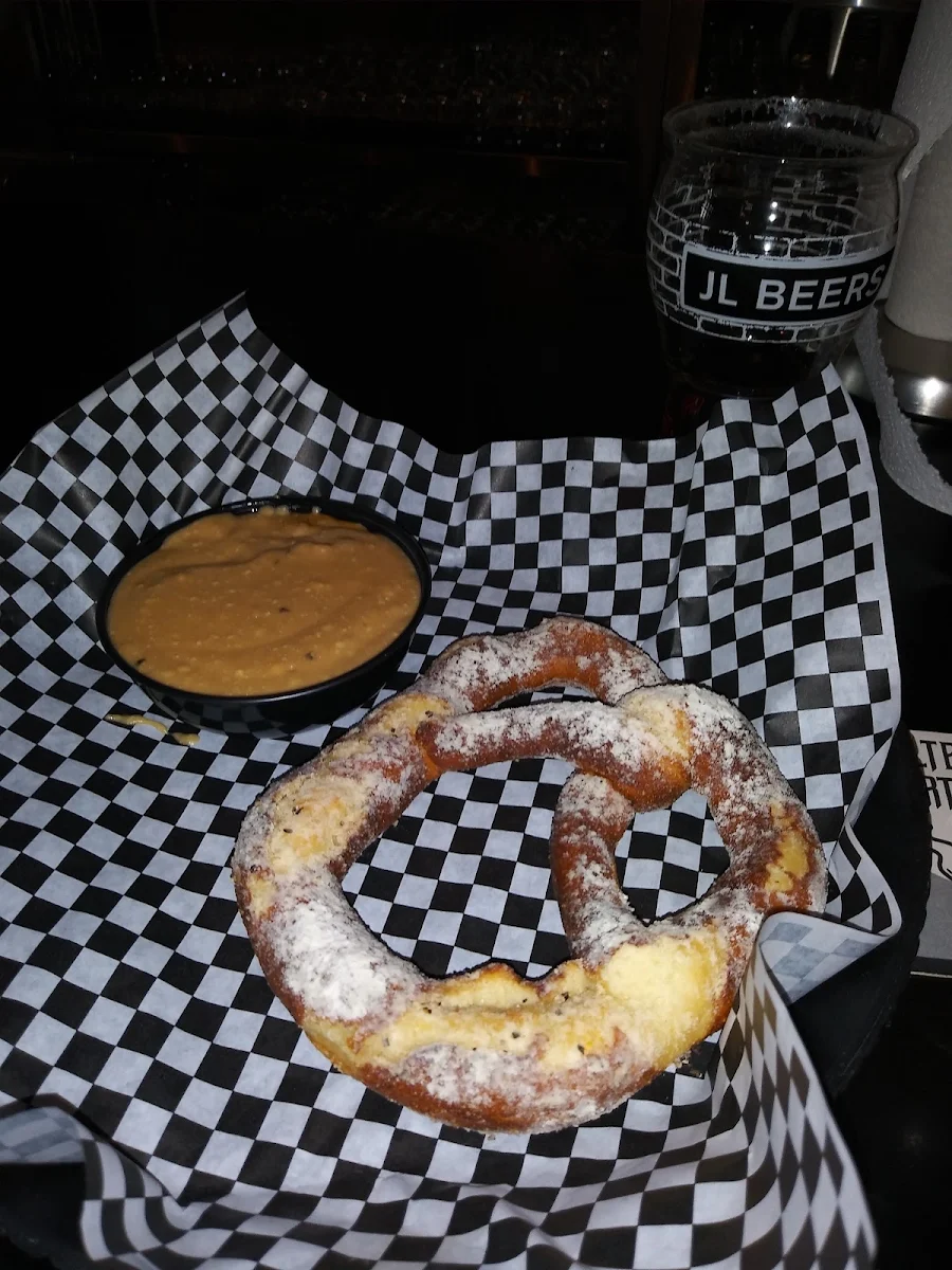 Garlic Parmesan Pretzel