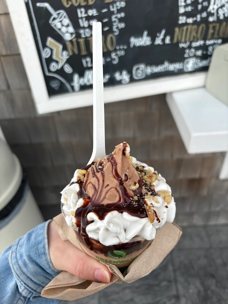 Hot Fudge Sundae