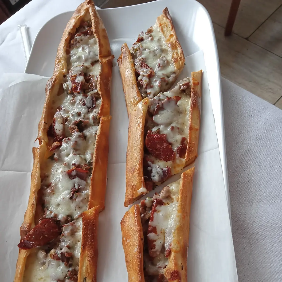 Karisik (Mixed) Pide