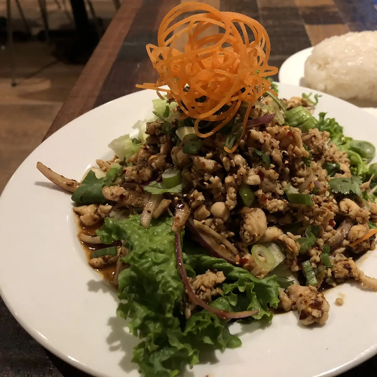 Larb Gai